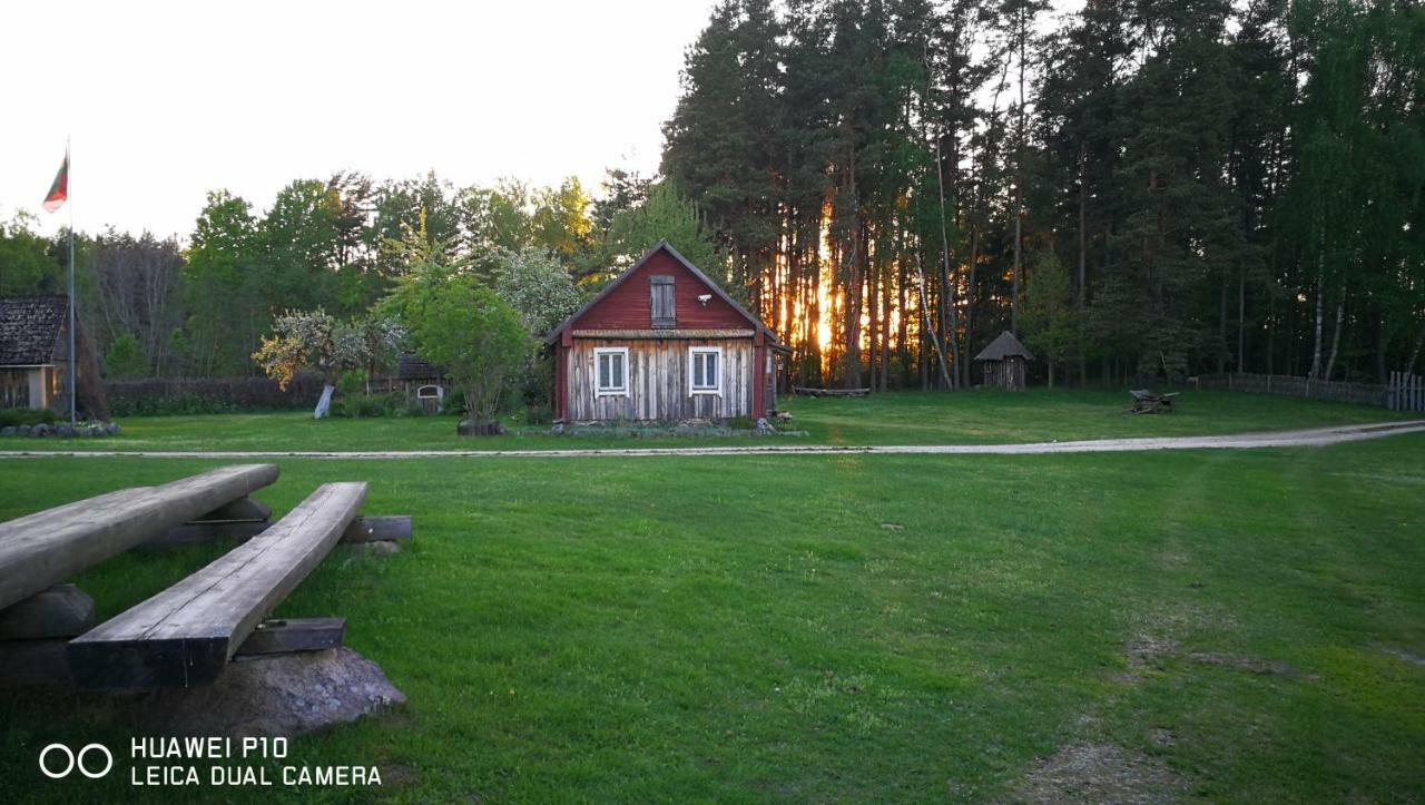 Sodyba Vieversyne Duokiskis Exterior foto